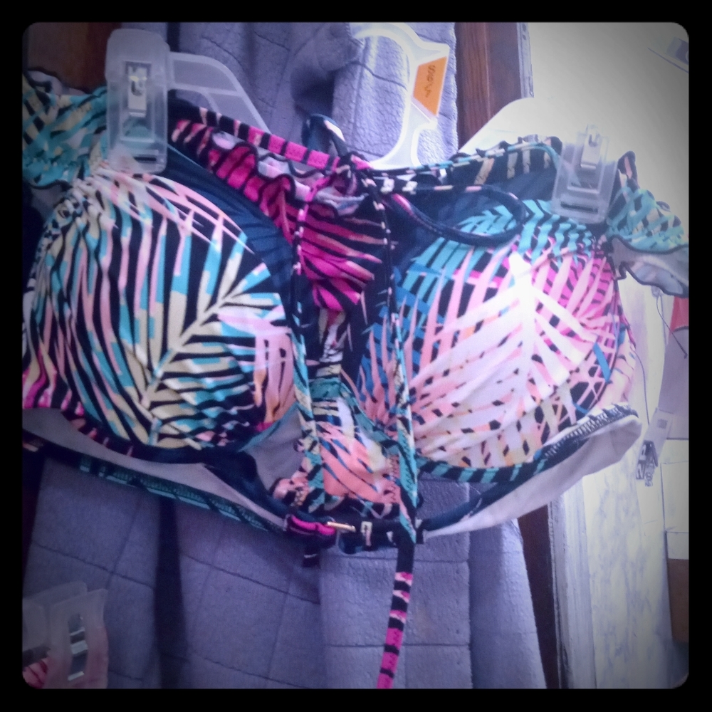 Stunning shade & shore bikini
